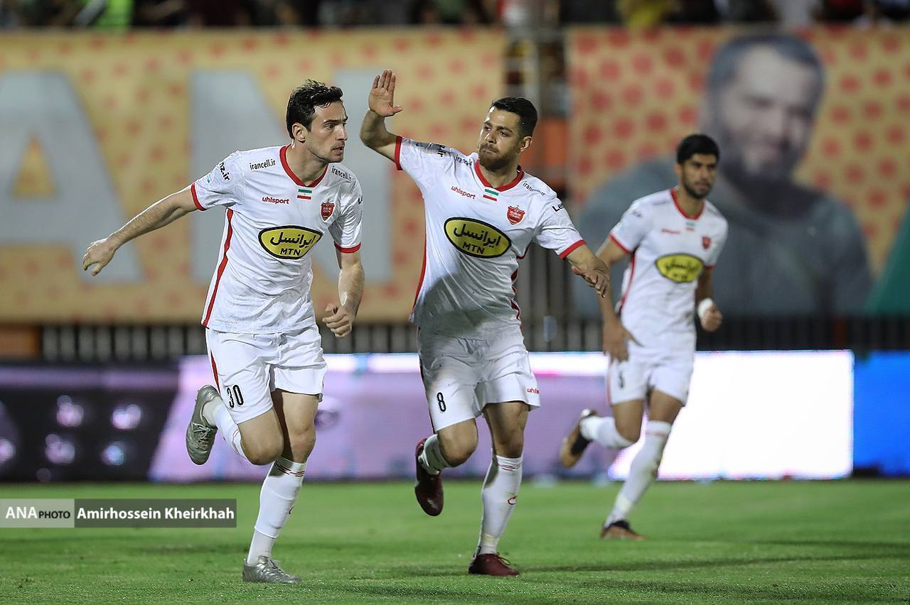 گزارش تصویری از برتری شاگردان گلمحمدی در کرمان گزارش تصویری از برتری شاگردان گلمحمدی در کرمان