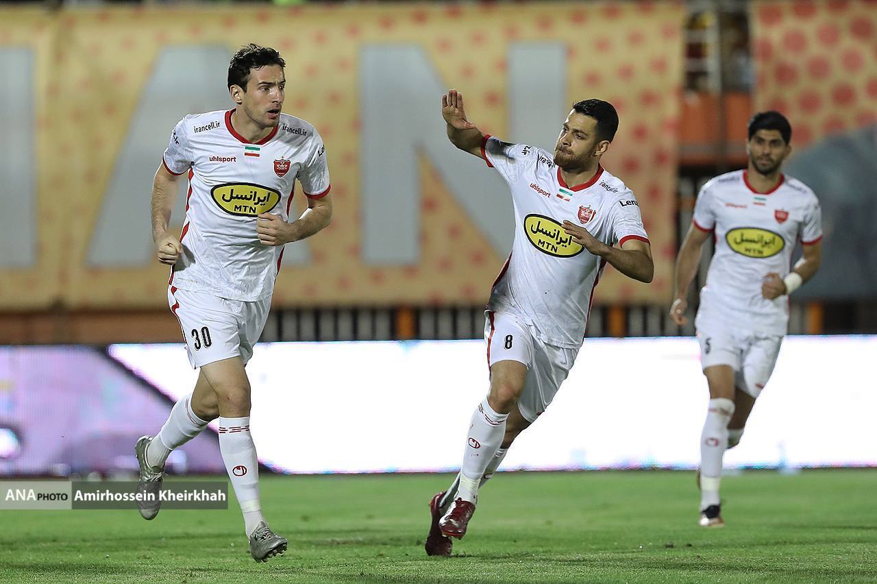 گزارش تصویری از برتری شاگردان گلمحمدی در کرمان گزارش تصویری از برتری شاگردان گلمحمدی در کرمان