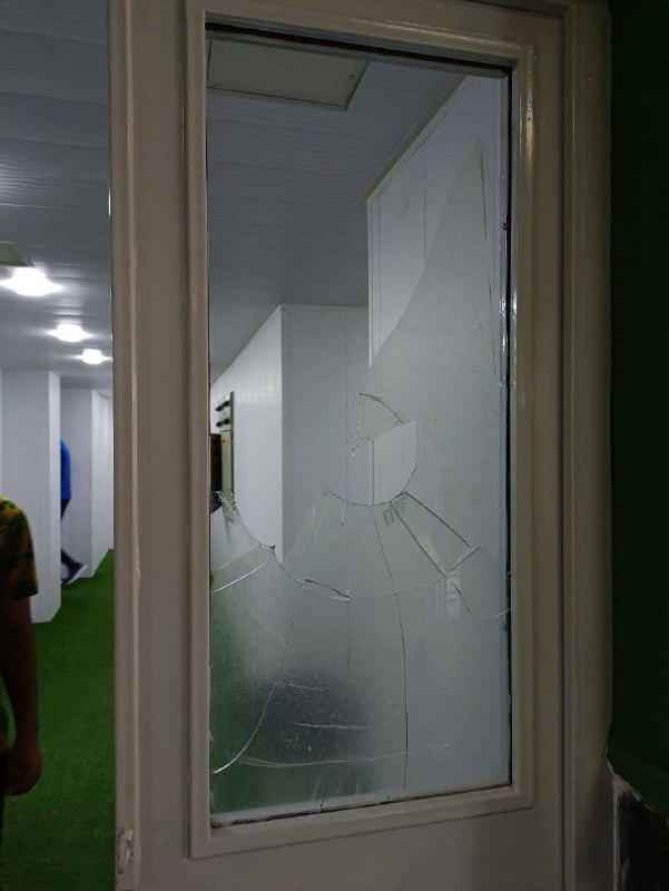 رحمتی دو بازیکن تیمش را کنار گذاشت+ عکس