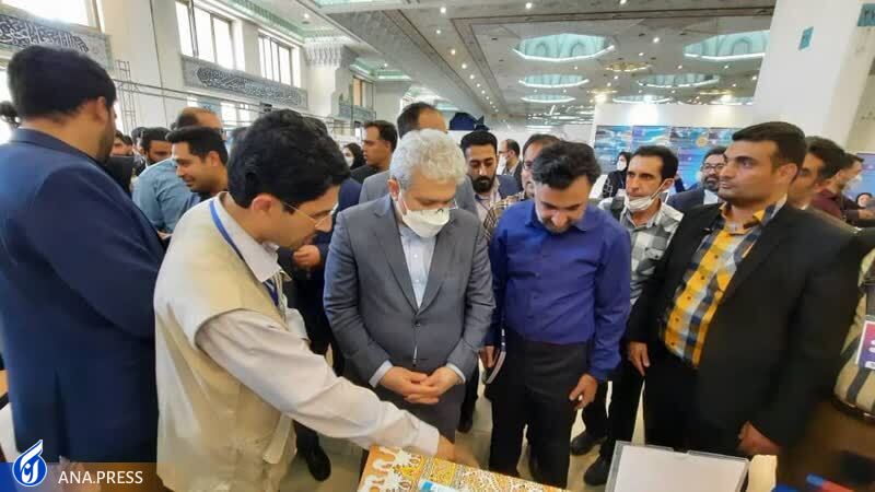 تولید محصول دانش‌بنیان «مِش تیتانیومی» که زمان جراحی و خونریزی را کاهش می‌دهد/ مشکل میکروسکوپ‌های فاقد اتصال دوربین با «میکروسرجری» رفع شد