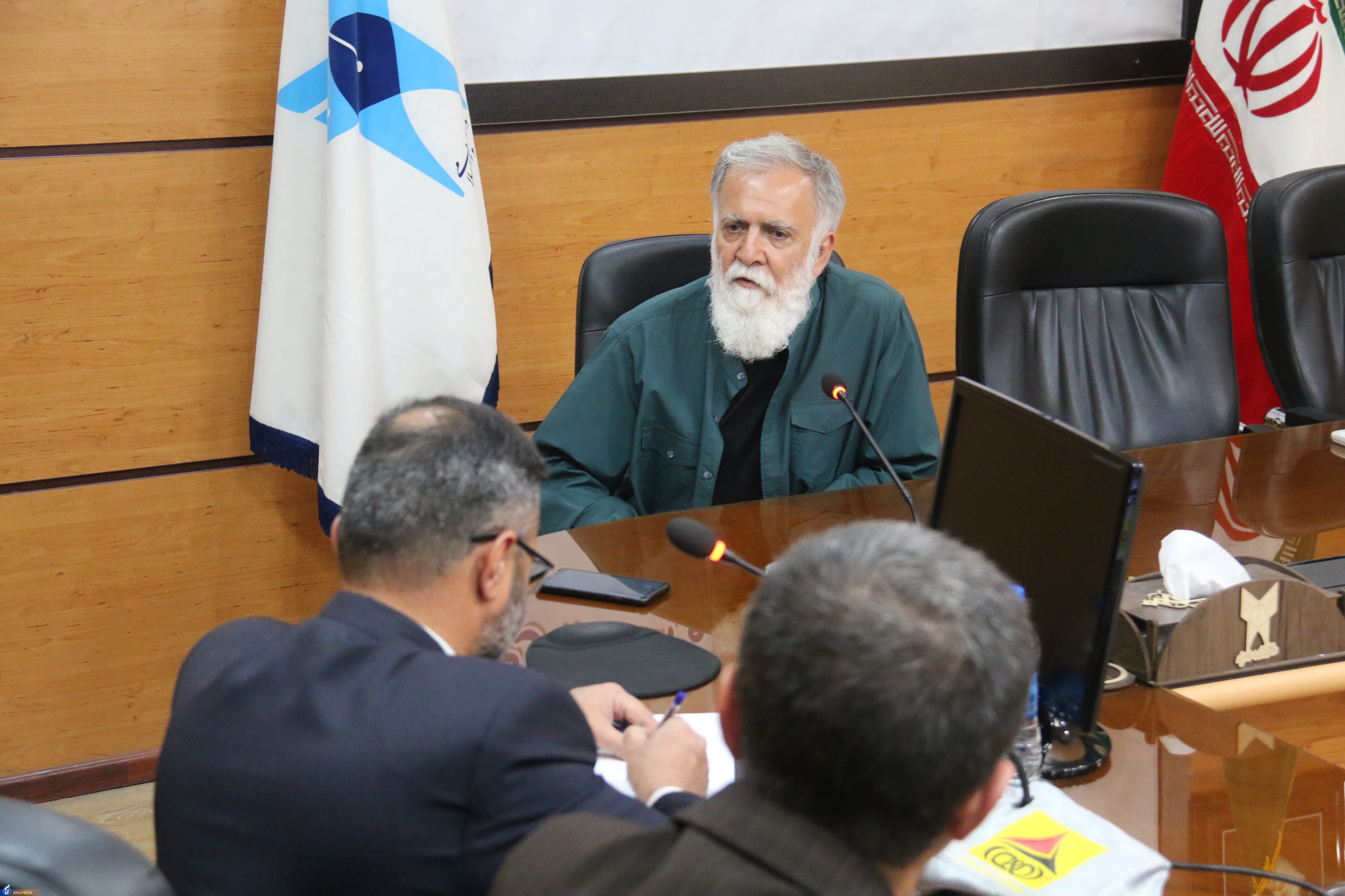 جامعه پیشتاز شناخت درستی از طراحان گرافیک دارد/ در ایران به لحاظ گرافیک کاستی‌های فراوانی داریم