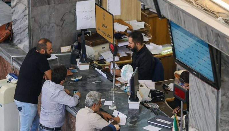 اثر تورمی دستدرازی بانکها در جیب بانک مرکزی بانک