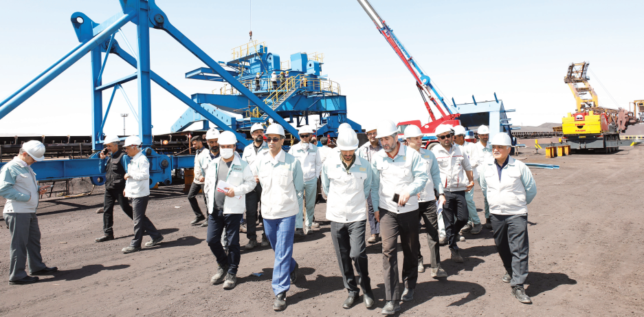 اهتمام فولاد مبارکه برای تکمیل ۱۳۰ پروژه جاری