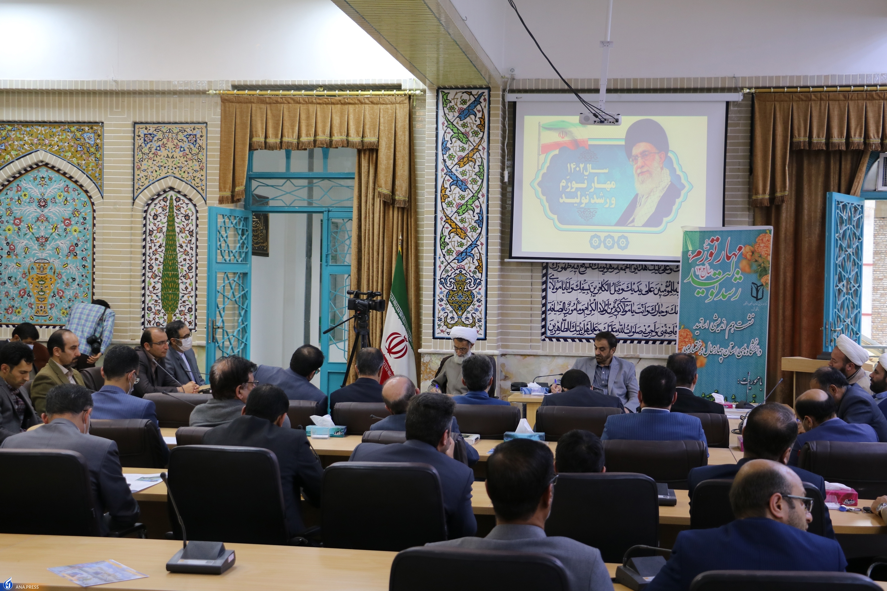 جهاد تبیین تنها راه مبارزه با دشمن است جهاد تبیین تنها راه مبارزه با دشمن است