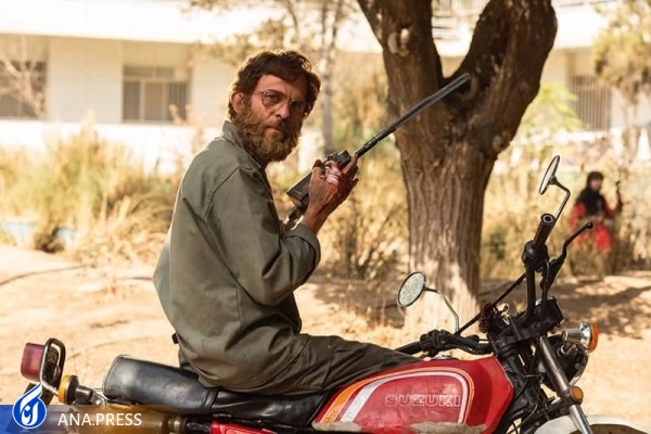 «غریب» به قلم و تهیه کنندگی حامد عنقا