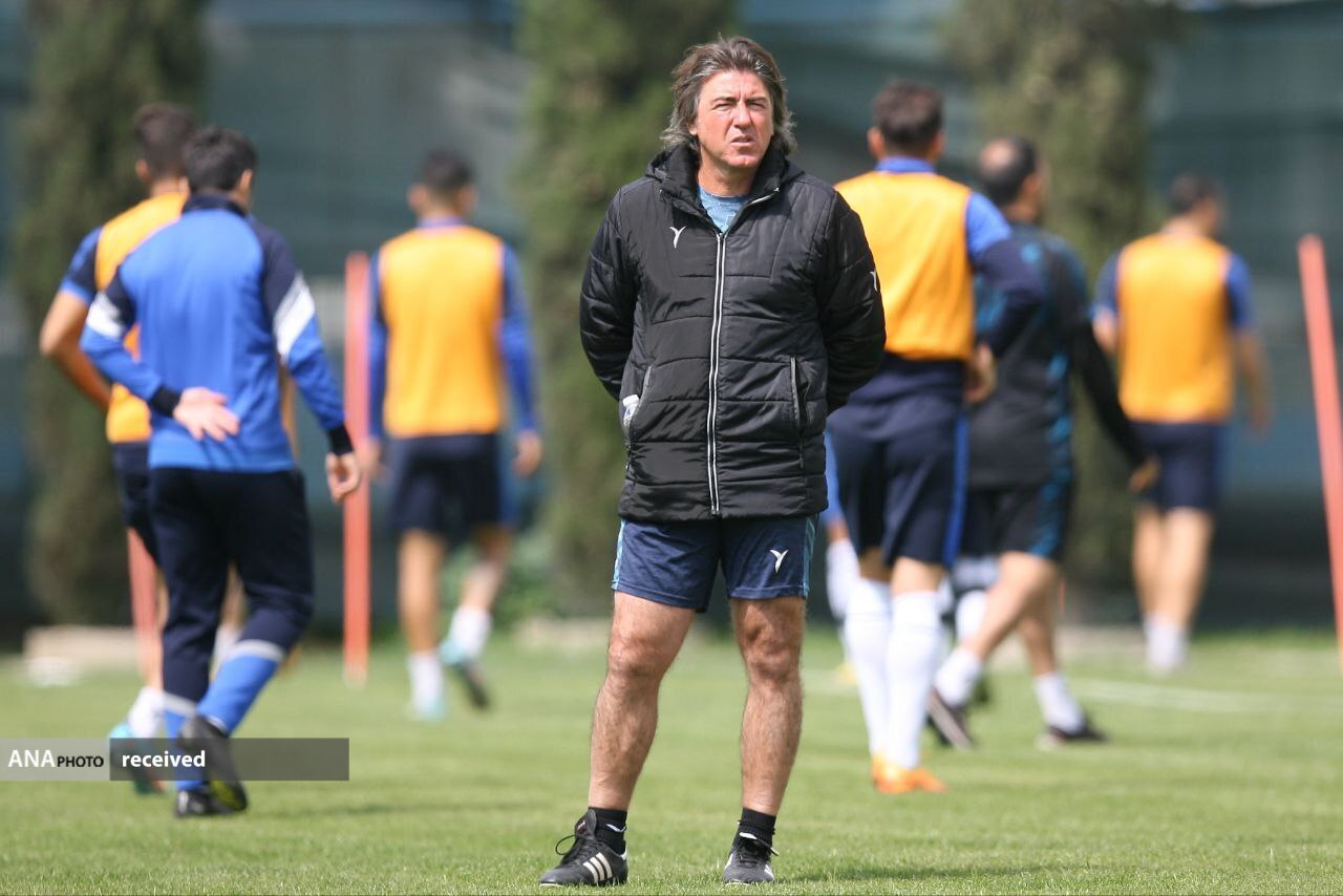 تصاویری از اولین تمرین استقلال در سال جدید با حضور ساپینتو