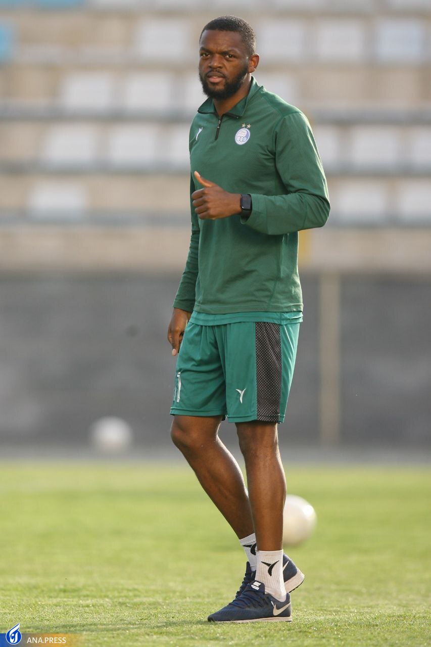 بازگشت سیلوا و یامگا به تمرینات استقلال+عکس بازگشت سیلوا و یامگا به تمرینات استقلال+عکس