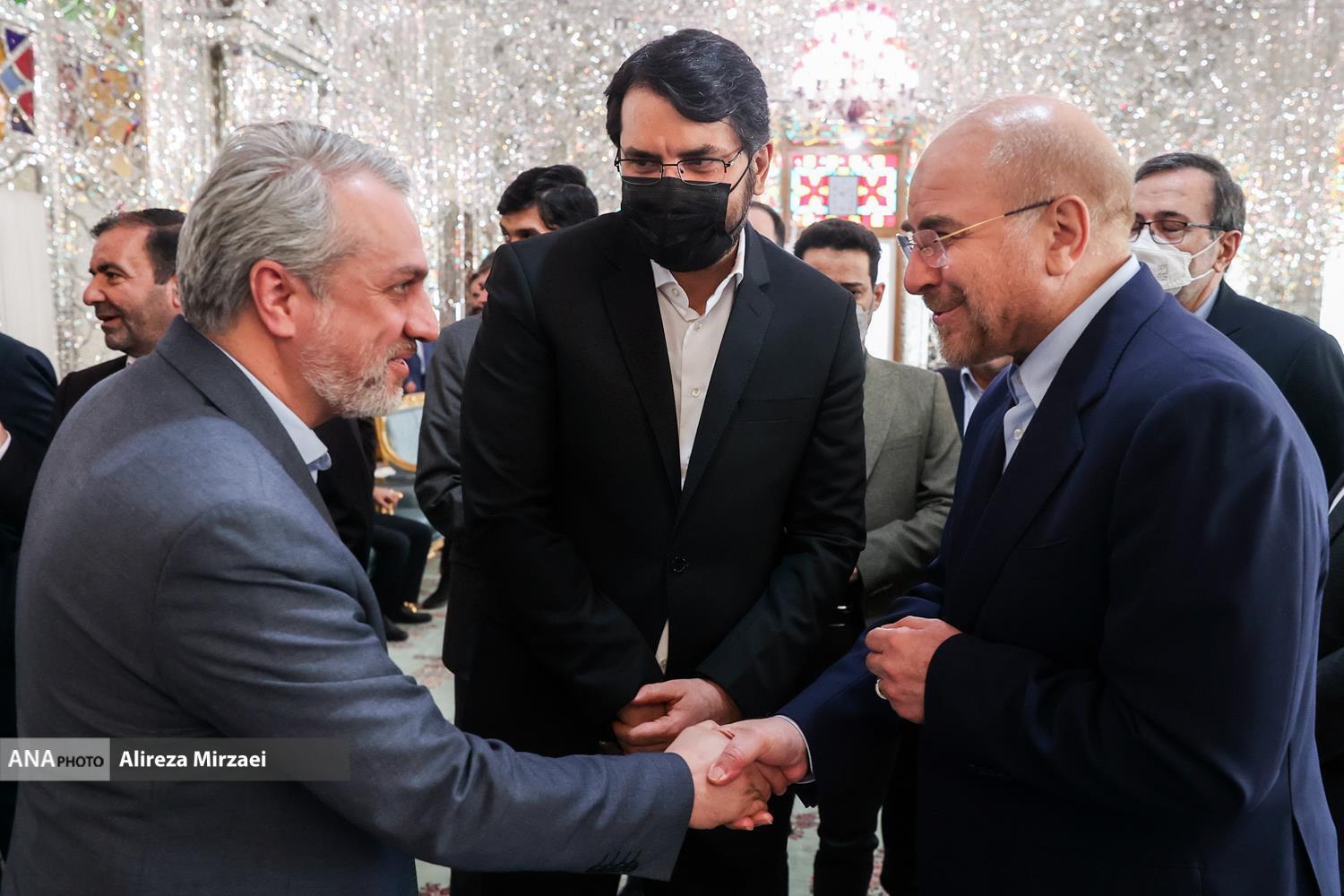 جمعی از مسئولان ارشد نظام با «قالیباف» دیدار کردند جمعی از مسئولان ارشد نظام با «قالیباف» دیدار کردند