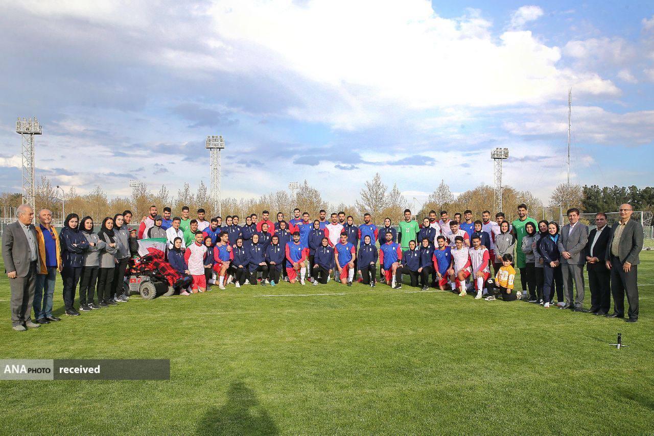 اعضای تیم ملی بانوان میهمان شاگردان قلعه نویی شدند+تصاویر