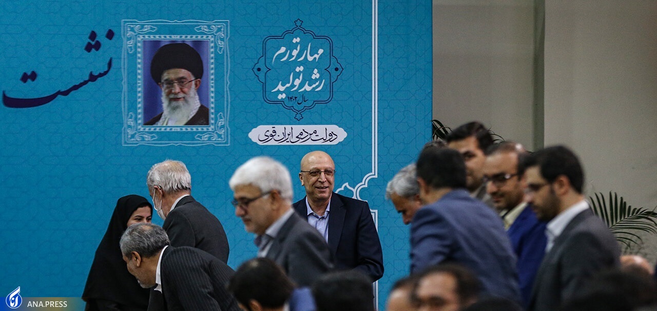 جمعی از دانشمندان با رئیس جمهور دیدار کردند + عکس