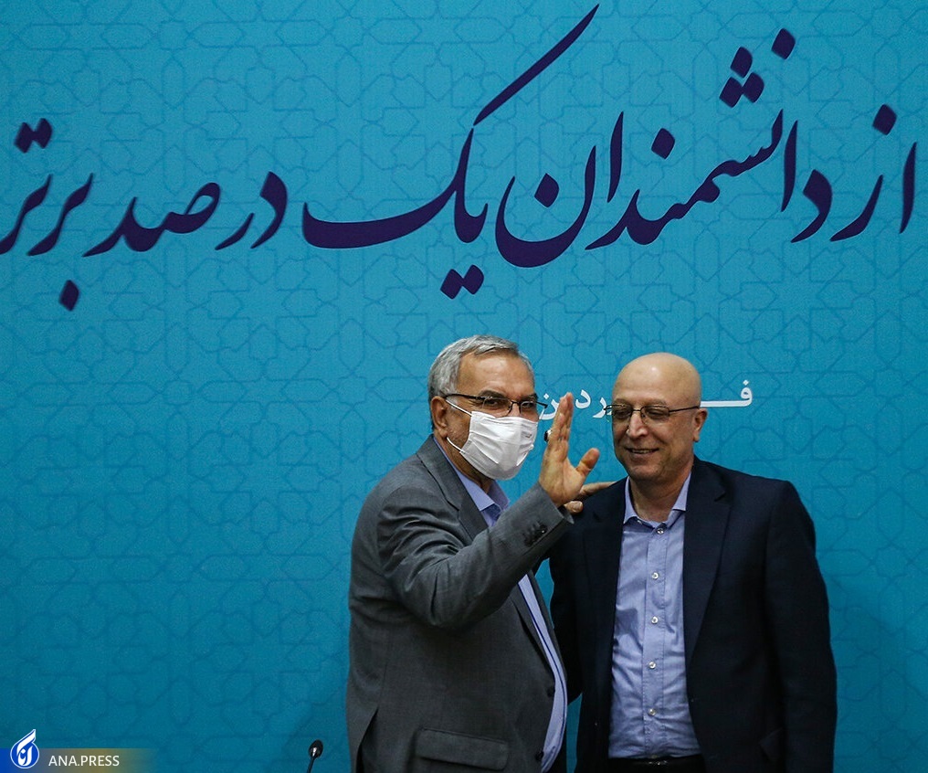 جمعی از دانشمندان با رئیس جمهور دیدار کردند + عکس