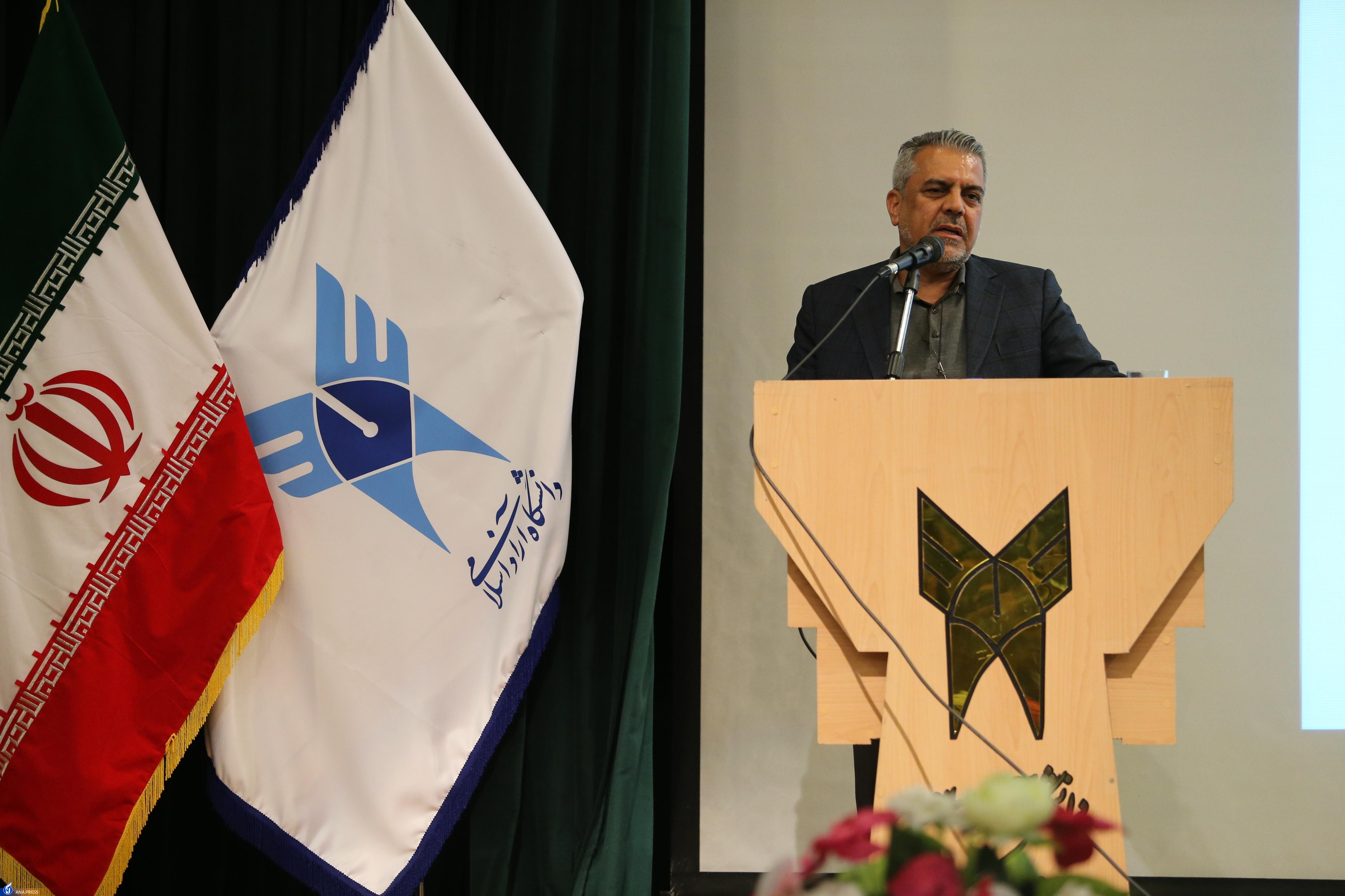 حضرت فاطمه(س) در تمامی جنبههای اجتماعی و خانوادگی رأس قله بودند حضرت فاطمه(س) در تمامی جنبههای اجتماعی و خانوادگی رأس قله بودند