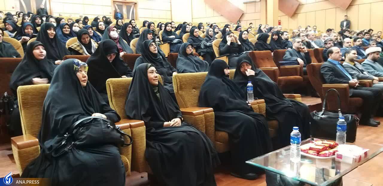 دانشگاهیان ابعاد شخصیتی چندبُعدی سردار سلیمانی را تحلیل کنند دانشگاهیان ابعاد شخصیتی چندبُعدی سردار سلیمانی را تحلیل کنند