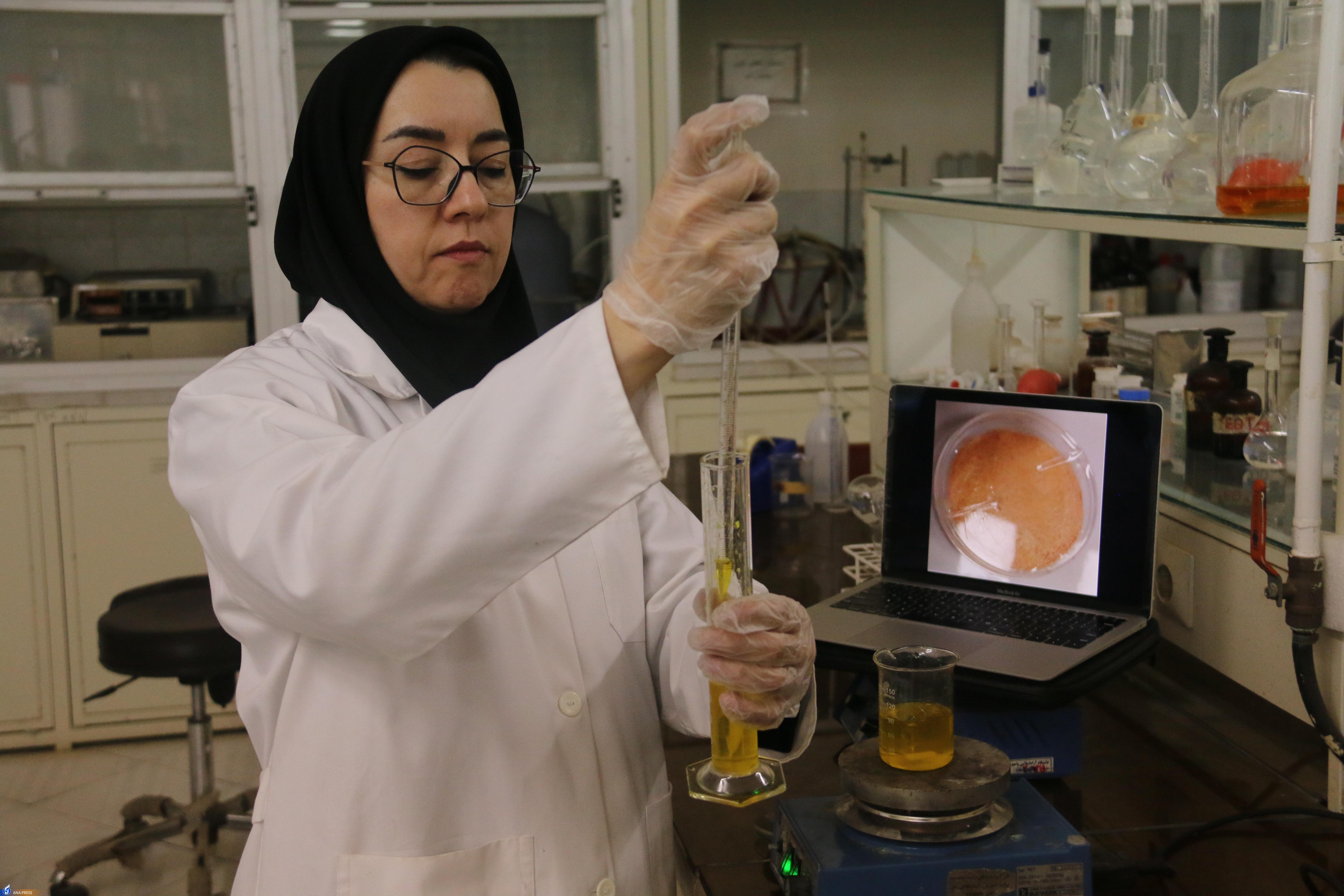 خبری خوش برای بیماران دیابتی‌/ رونمایی از محصولی دانش‌بنیان که از قطع عضو دیابتی‌ها جلوگیری می‌کند