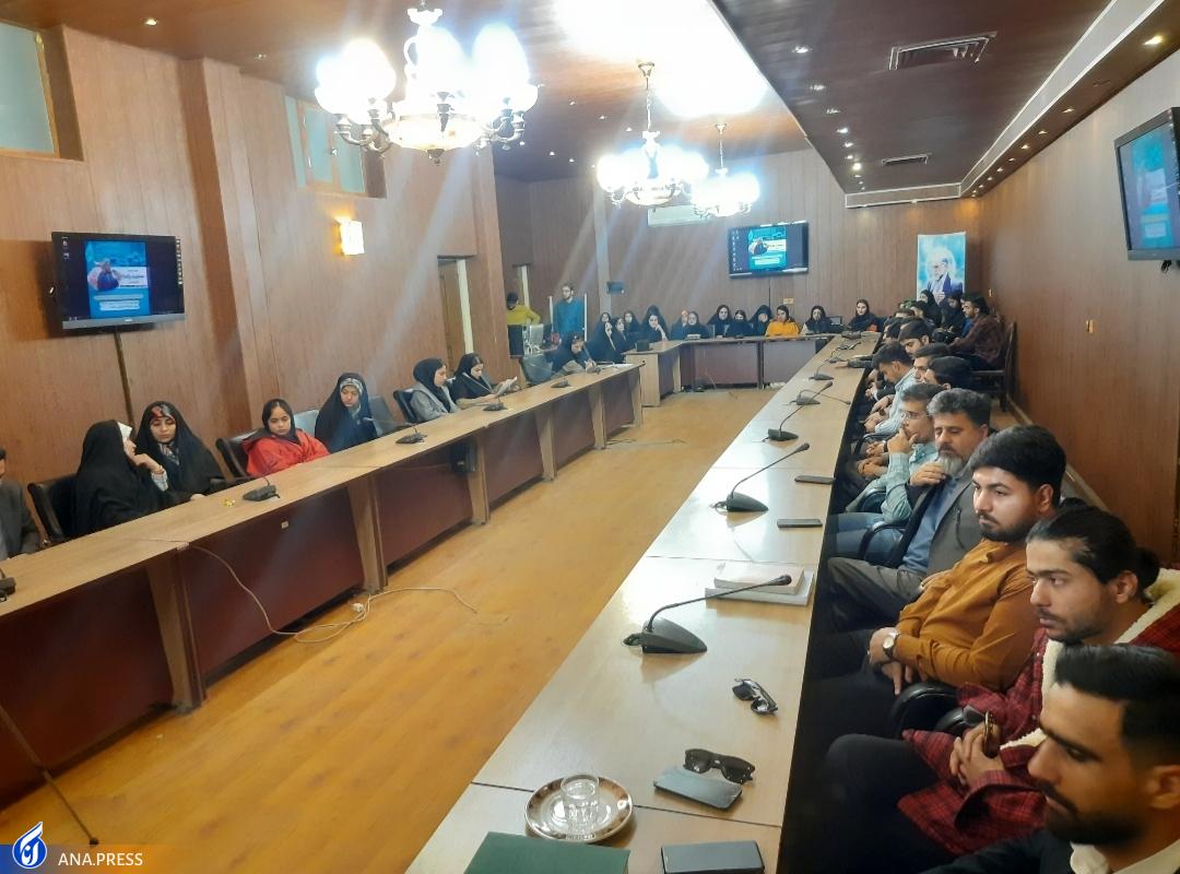 دنیای غرب از برهنگی و امور ضداخلاقی به تنگ آمده است دنیای غرب از برهنگی و امور ضداخلاقی به تنگ آمده است