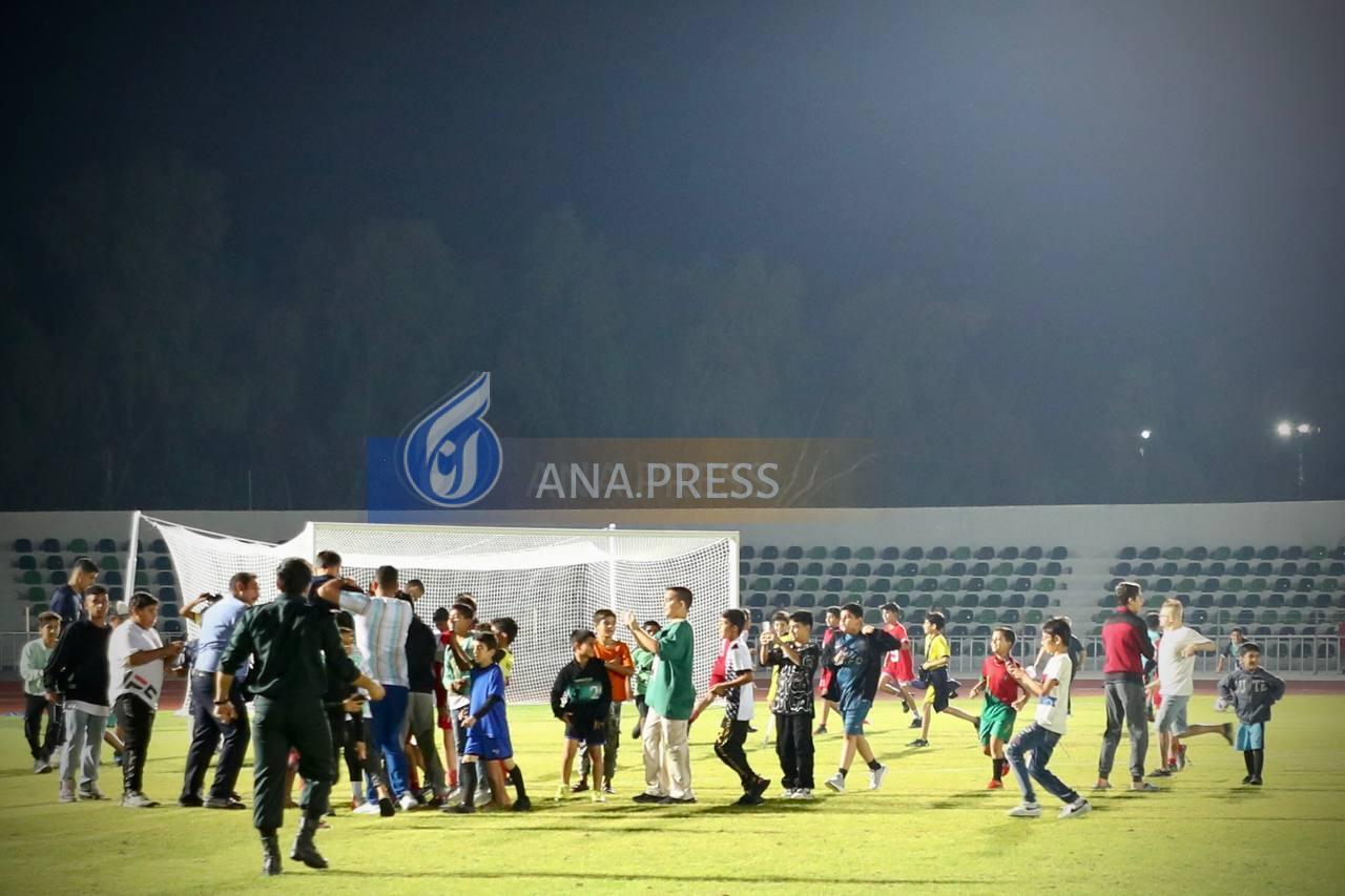تمرین تیم ملی در کیش تحت تاثیر اقدام عجیب هواداران+تصاویر