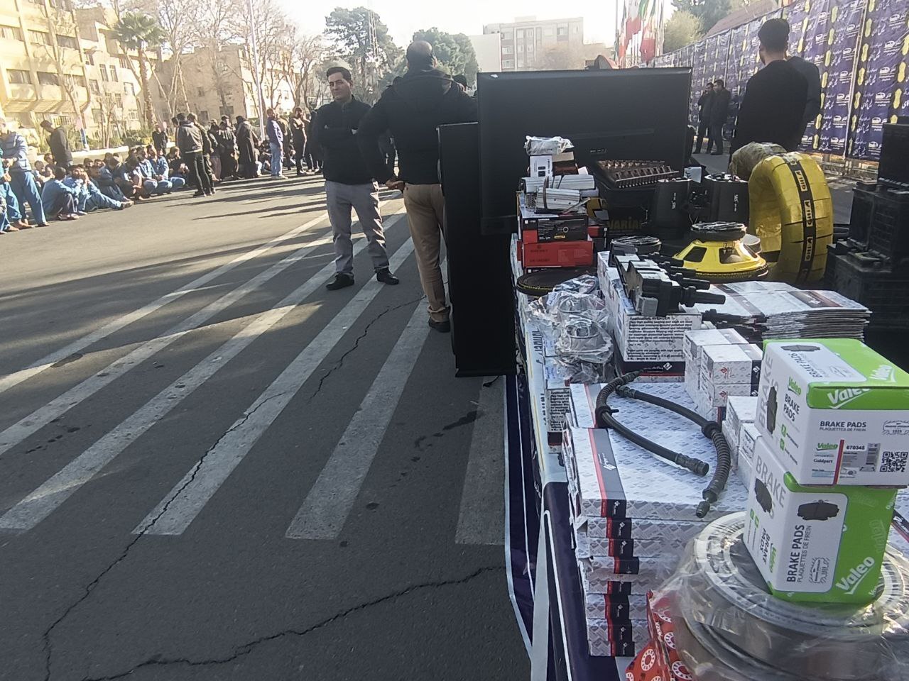 کشفیات جدید پلیس از سارقان به نمایش گذاشته شد+ عکس کشفیات جدید پلیس از سارقان به نمایش گذاشته شد+ عکس