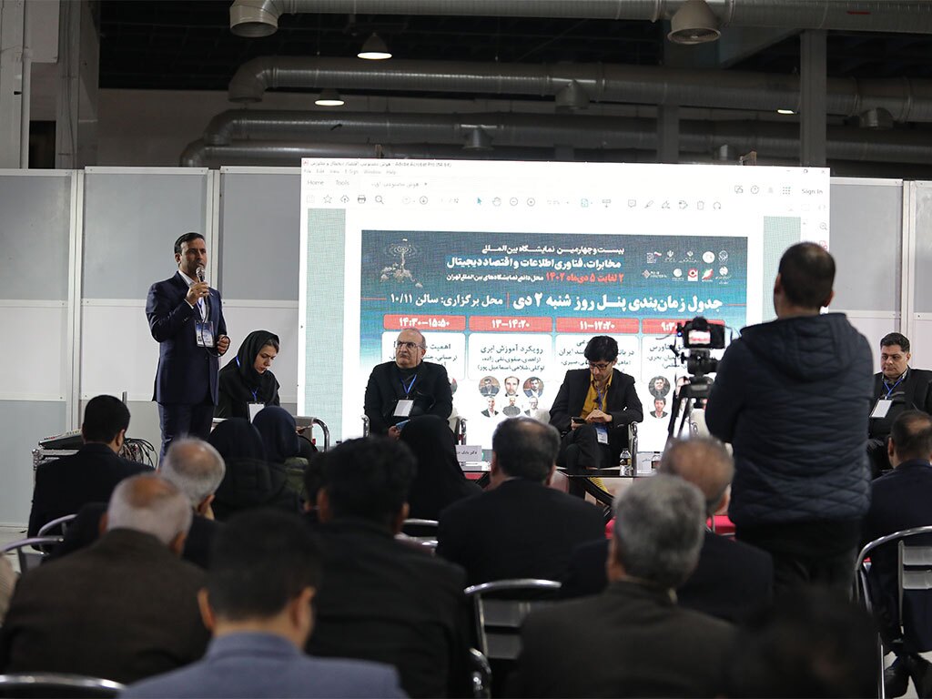 گزارش تصویری / نخستین روز نمایشگاه تلکام ۲۰۲۳