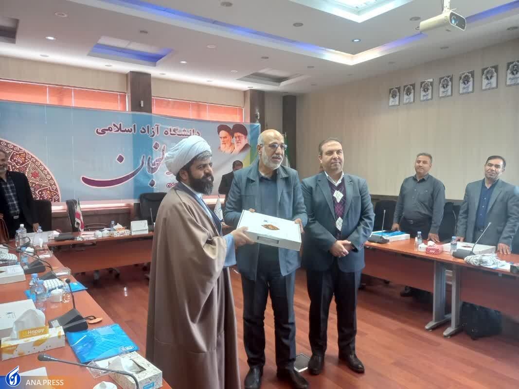 کارآمدی نظام آموزش فقط با گزینش شایستگان محقق میشود کارآمدی نظام آموزش فقط با گزینش شایستگان محقق میشود