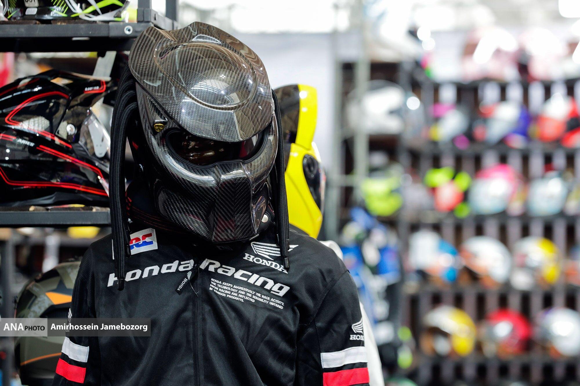 در نمایشگاه موتورسیکلت شهر آفتاب چه گذشت در نمایشگاه موتورسیکلت شهر آفتاب چه گذشت