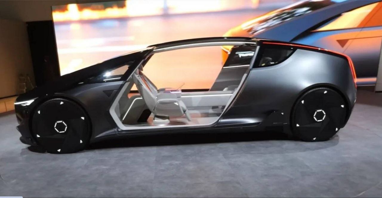 خودروی خودران مجهز به پیشخدمت و نظافتچی طراحی شد خودروی خودران مجهز به پیشخدمت و نظافتچی طراحی شد