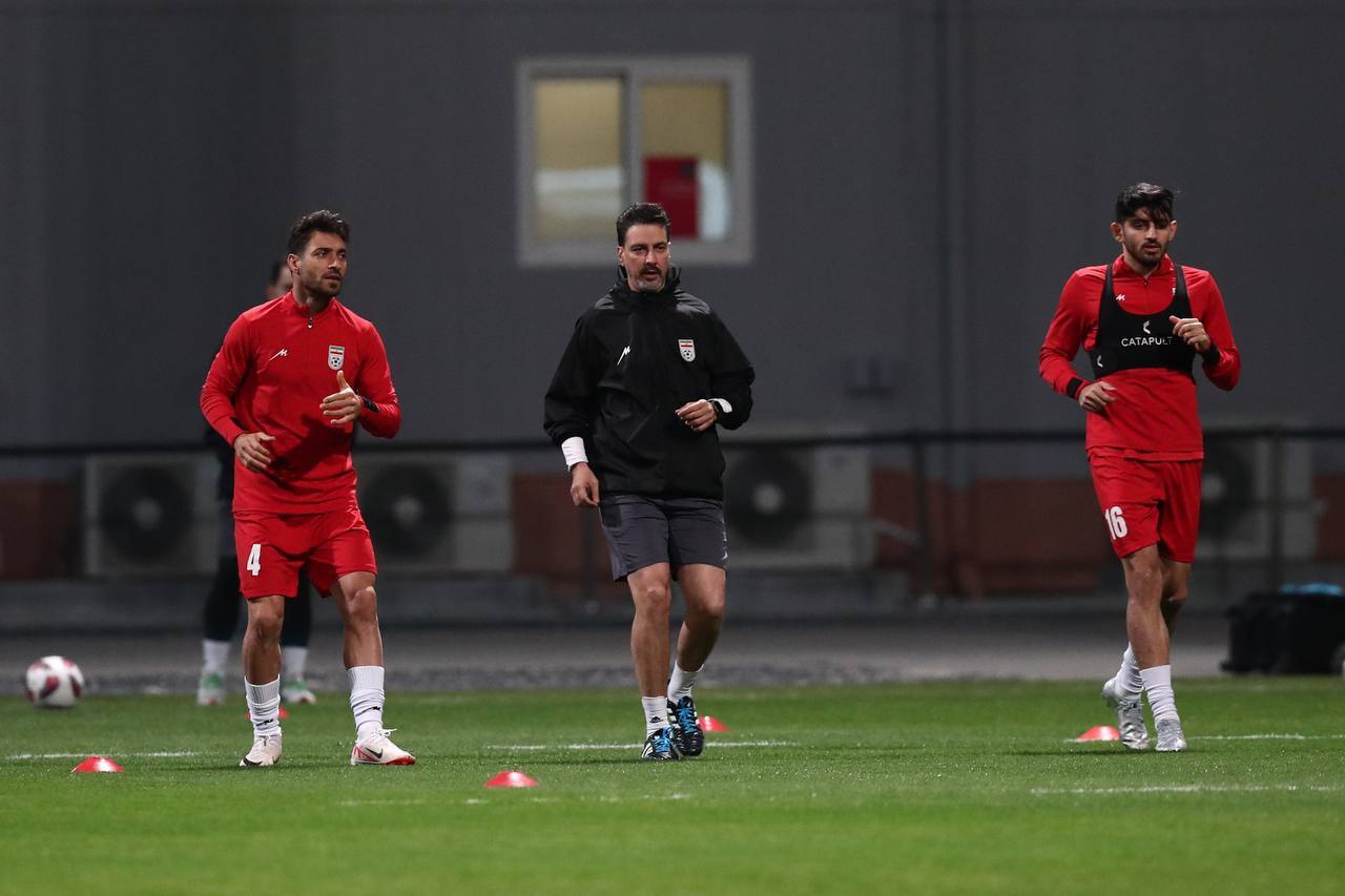 هوای دوحه ملی پوشان را سورپرایز کرد/ آمادگی آندو به یاد دوران جوانی؛ خلیل زاده بازی با هنگ کنگ را از دست داد هوای دوحه ملی پوشان را سورپرایز کرد/ آمادگی آندو به یاد دوران جوانی؛ خلیل زاده بازی با هنگ کنگ را از دست داد