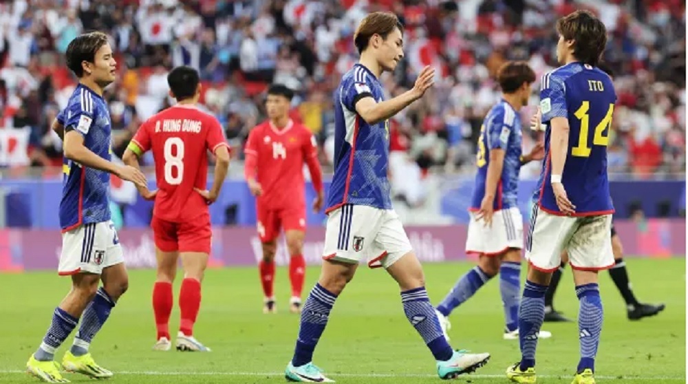 رویای لژیونر و سامورایی آبی پرتلاشی به نام مینامینو؛ با قهرمانی در قطر ۲۰۲۳ به لیورپول بازمی گردم! رویای لژیونر و سامورایی آبی پرتلاشی به نام مینامینو؛ با قهرمانی در قطر ۲۰۲۳ به لیورپول بازمی گردم!