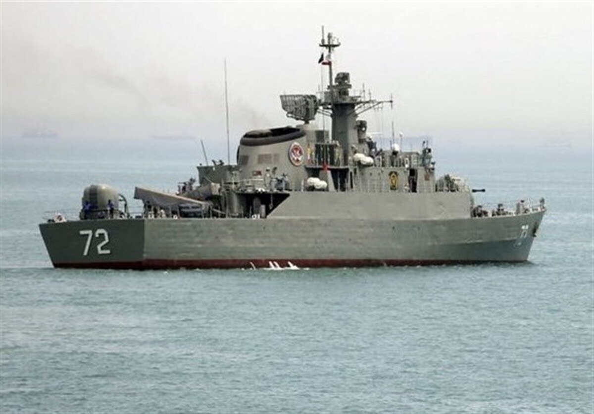 امیر ایرانی: ناوشکن البرز در دریای سرخ در حال اسکورت کشتی‌های تجاری و نفتکش ایرانی است
