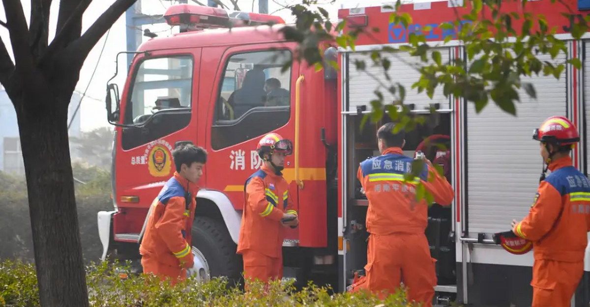 حریق در خوابگاه دانش‌آموزان چینی ۱۳ نفر را به کام مرگ کشید