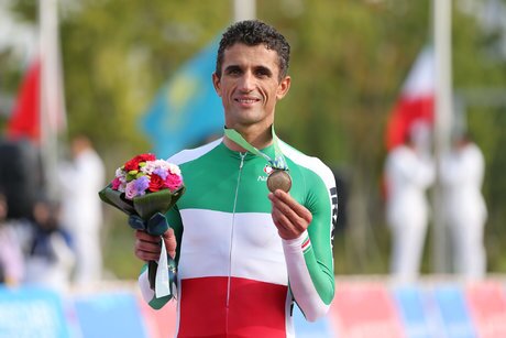 جزییات حمله خرابکارها به قهرمان دوچرخهسواری؛ تهدیدم کردند که با نفوذ هستند و هر کاری بخواهند میکنند! جزییات حمله خرابکارها به قهرمان دوچرخهسواری؛ تهدیدم کردند که با نفوذ هستند و هر کاری بخواهند میکنند!