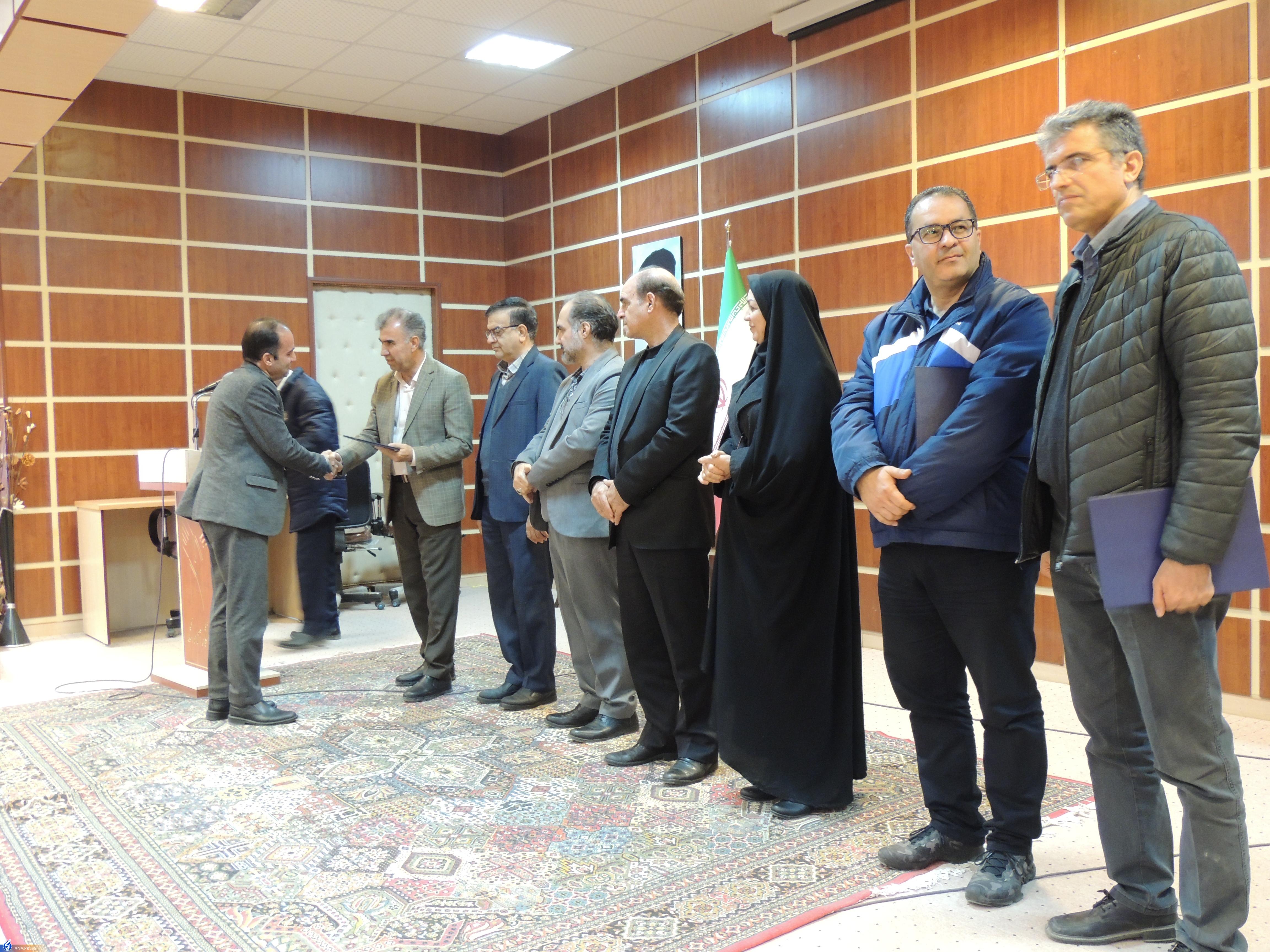 هدف از پژوهش تنها تولید مقاله نیست/ حل مسئله هدف اصلی است هدف از پژوهش تنها تولید مقاله نیست/ حل مسئله هدف اصلی است