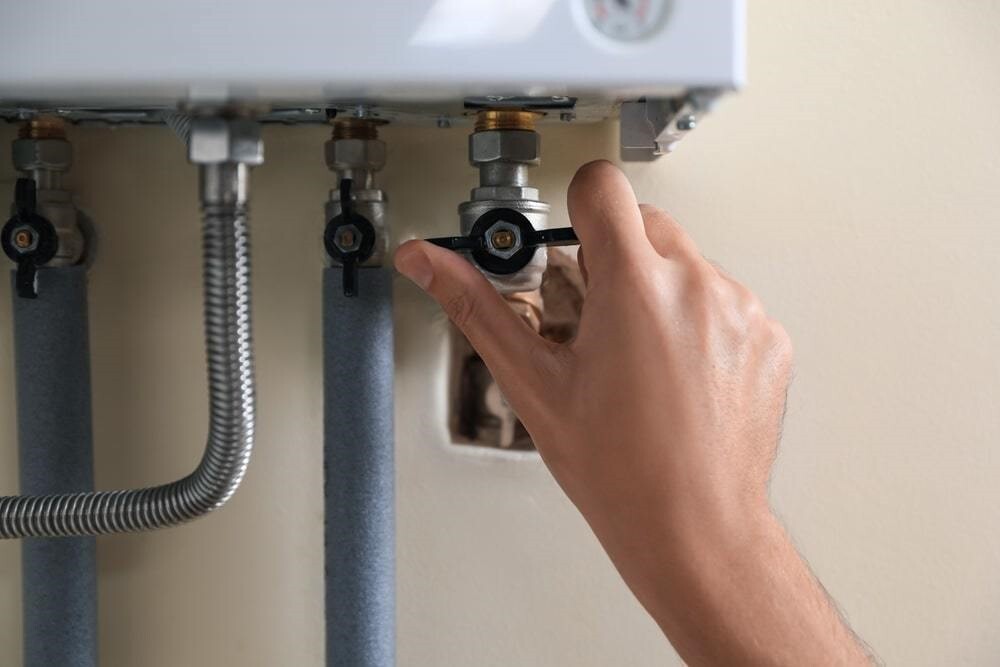 با این 7 ترفند، خودت پکیج دیواری منزلت رو عیب یابی و درست کن!