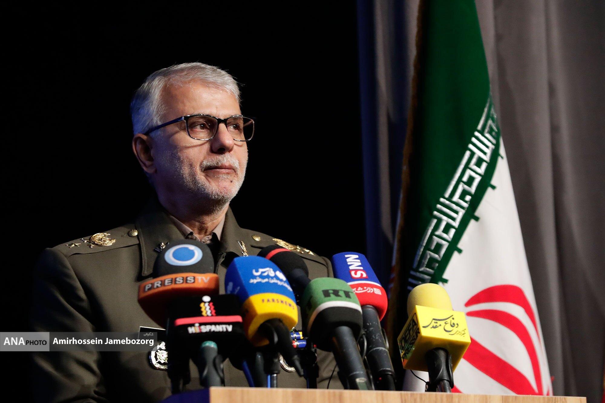 رونمایی از ۳۹ عنوان دستاورد علمی پژوهشی پژوهشگاه علوم و معارف دفاع مقدس رونمایی از ۳۹ عنوان دستاورد علمی پژوهشی پژوهشگاه علوم و معارف دفاع مقدس