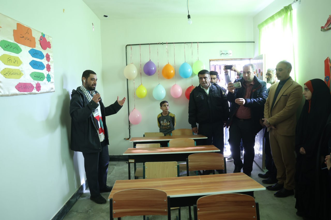 ۹ دانش‌آموز روستای «کوله مرز» در لرستان صاحب مدرسه شدند + عکس و فیلم