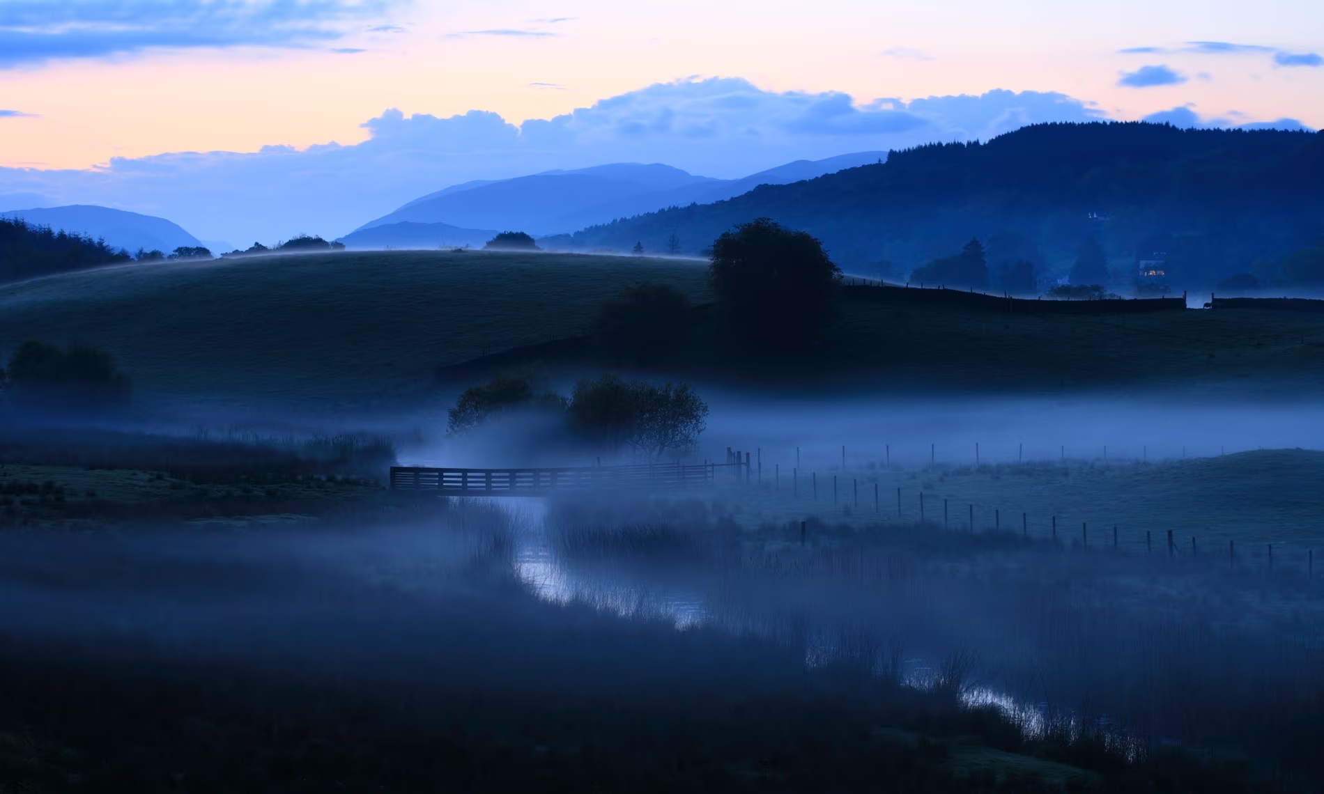 مرگ گستردۀ بیمهرگان رودخانههای بزرگترین دریاچۀ انگلستان مرگ گستردۀ بیمهرگان رودخانههای بزرگترین دریاچۀ انگلستان