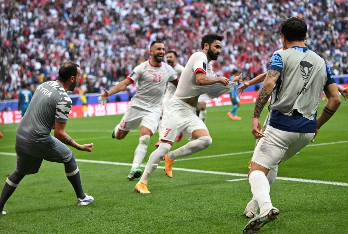 دوئل سخت ایران با کوپر کهنه کار؛ آزمون و طارمی چگونه دروازه «آرژانتینیترین» تیم خاورمیانه را فرو میریزند؟ دوئل سخت ایران با کوپر کهنه کار؛ آزمون و طارمی چگونه دروازه «آرژانتینیترین» تیم خاورمیانه را فرو میریزند؟