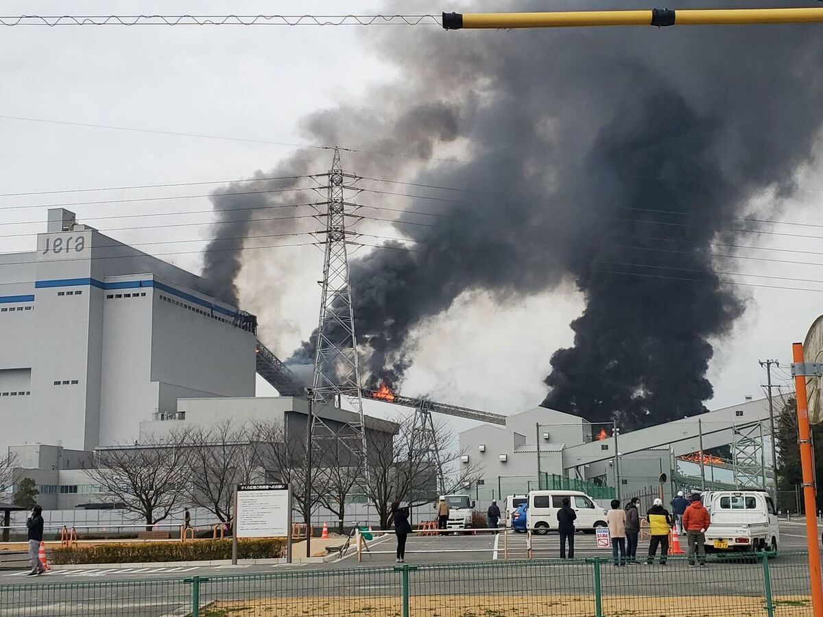 وقوع انفجار در نیروگاه حرارتی در مرکز ژاپن+ فیلم