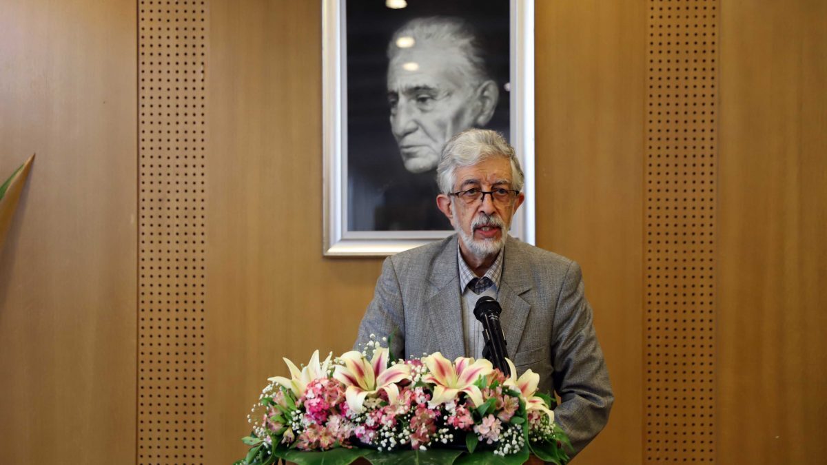 ایثار در ویرایش/ دلدار و دلباخته ویراستاری ایثار در ویرایش/ دلدار و دلباخته ویراستاری