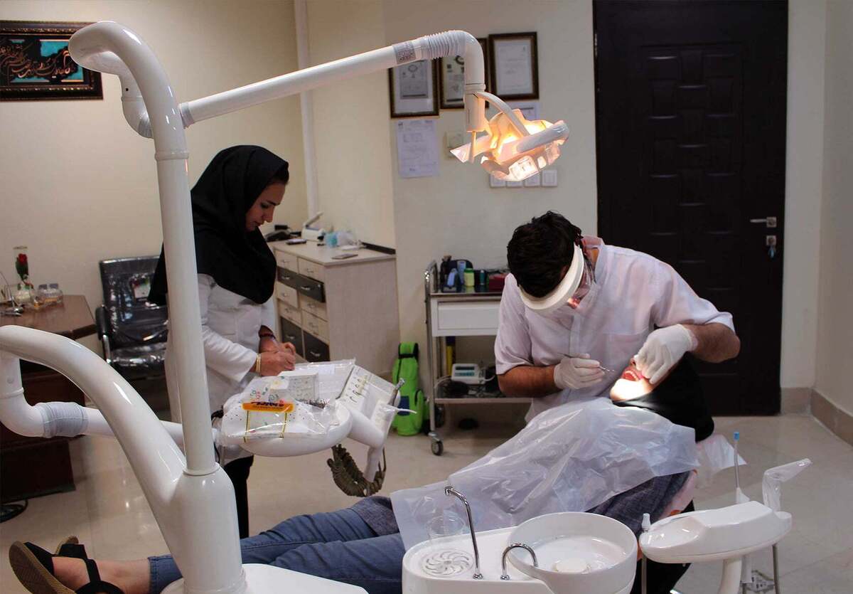 چالش‌های دندانپزشکی در دانشگاه آزاد اسلامی  شهریه با ورودی دانشجو مطابقت ندارد