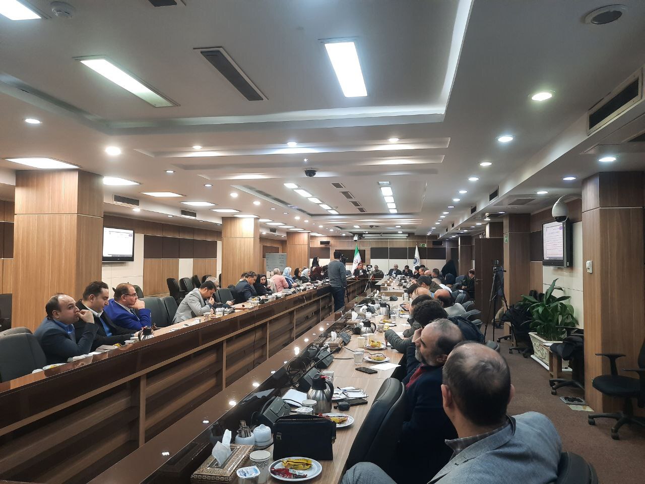 صنعتگران از برنامه هفتم توسعه چه میخواهند صنعتگران از برنامه هفتم توسعه چه میخواهند