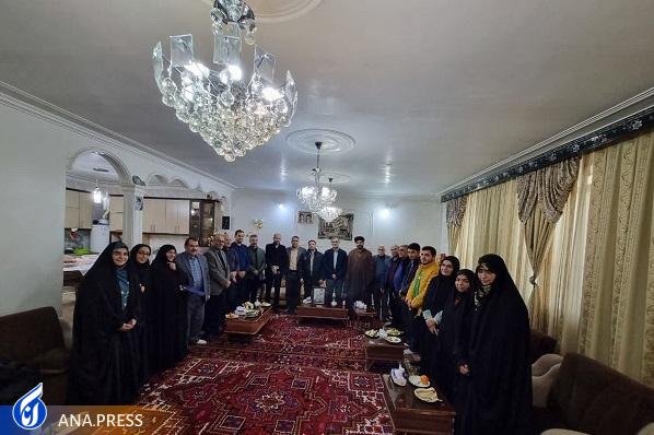 روایت دیدار دانشگاهیان با مادر شهید؛ میزبانی مردم «مایان» از میهمانان ایثارگر روایت دیدار دانشگاهیان با مادر شهید؛ میزبانی مردم «مایان» از میهمانان ایثارگر