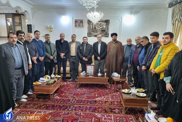 روایت دیدار دانشگاهیان با مادر شهید؛ میزبانی مردم «مایان» از میهمانان ایثارگر روایت دیدار دانشگاهیان با مادر شهید؛ میزبانی مردم «مایان» از میهمانان ایثارگر