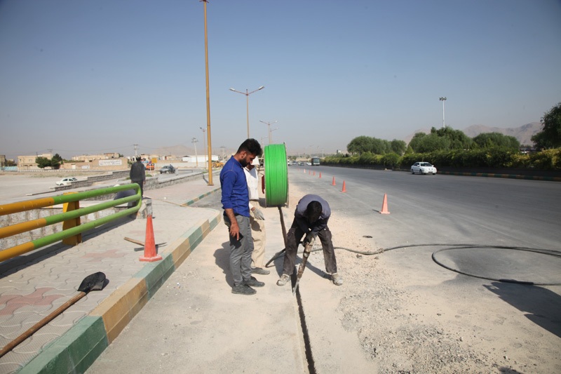 لزوم سرمایه گذاری در توسعه پروژه فیبرنوری/ لزوم سرمایه گذاری در توسعه پروژه فیبرنوری/