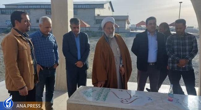 اهتزاز پرچم جمهوری اسلامی در واحدهای دانشگاهی؛ پیش به سوی تعیبن سرنوشت