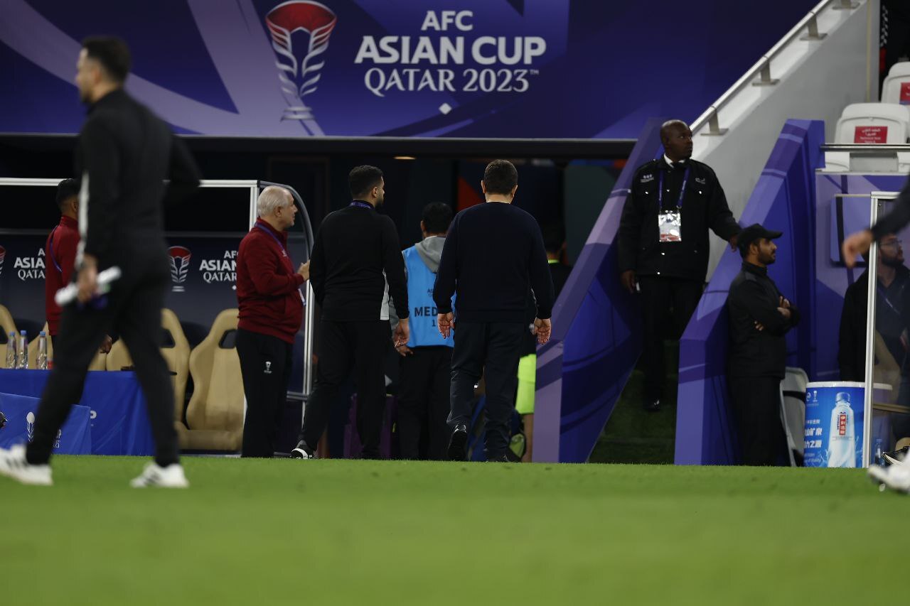 تصاویری از واکنش بازیکنان تیم ملی بعد از ناکامی در صعود به فینال جام ملتها تصاویری از واکنش بازیکنان تیم ملی بعد از ناکامی در صعود به فینال جام ملتها