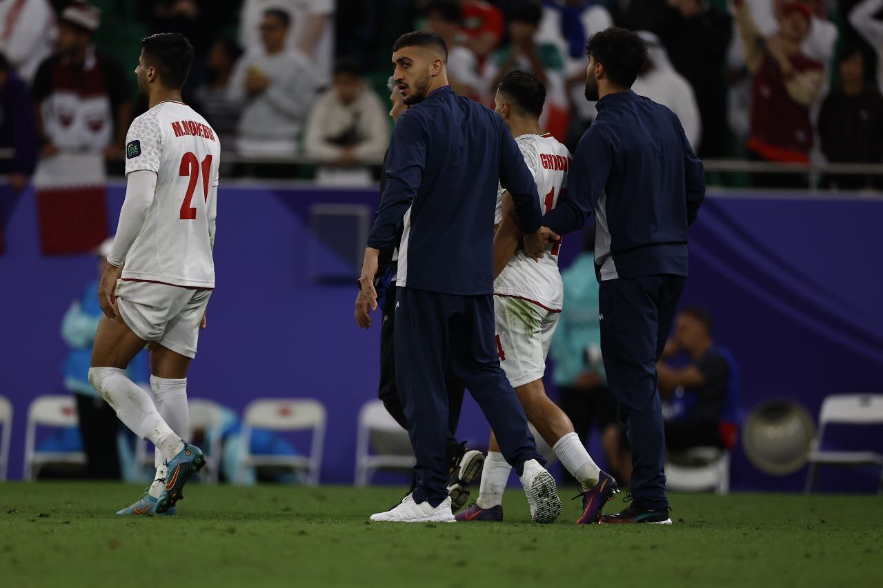 تصاویری از واکنش بازیکنان تیم ملی بعد از ناکامی در صعود به فینال جام ملتها تصاویری از واکنش بازیکنان تیم ملی بعد از ناکامی در صعود به فینال جام ملتها