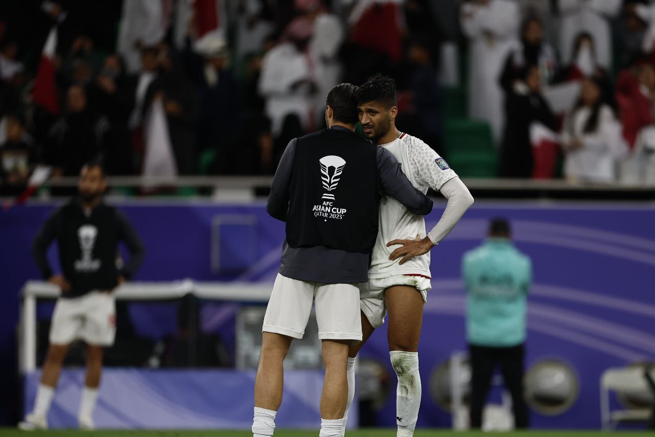 تصاویری از واکنش بازیکنان تیم ملی بعد از ناکامی در صعود به فینال جام ملتها تصاویری از واکنش بازیکنان تیم ملی بعد از ناکامی در صعود به فینال جام ملتها