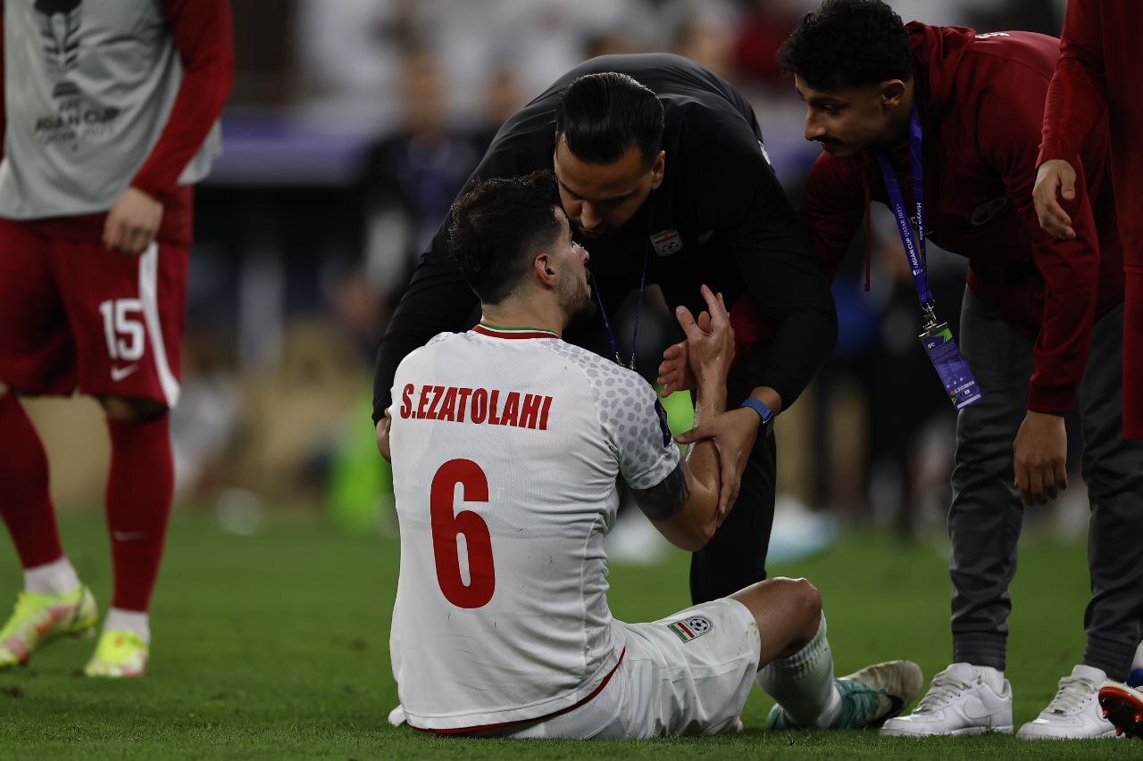 تصاویری از واکنش بازیکنان تیم ملی بعد از ناکامی در صعود به فینال جام ملتها تصاویری از واکنش بازیکنان تیم ملی بعد از ناکامی در صعود به فینال جام ملتها