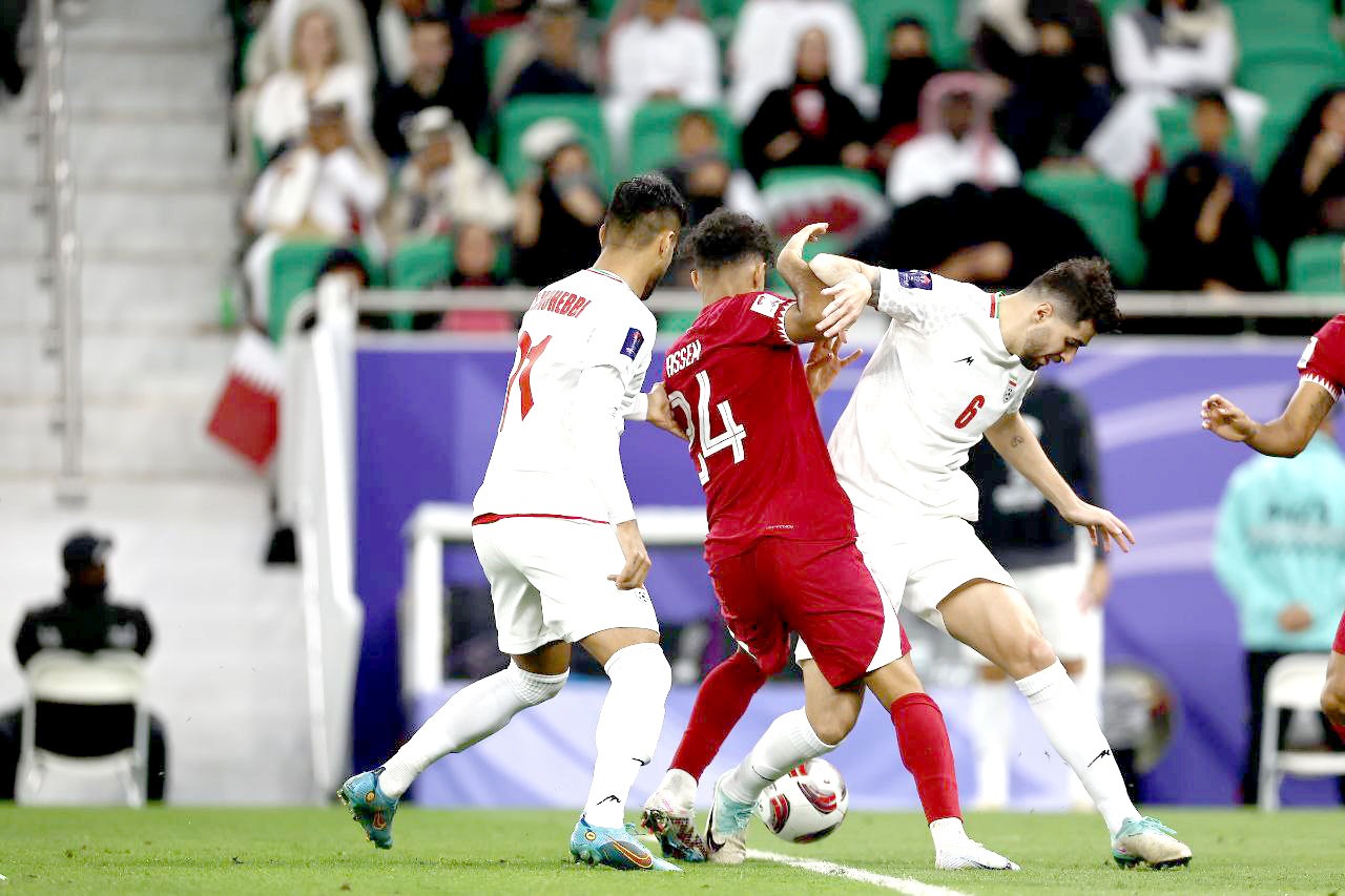 نه نسل سازی کردیم نه بازیکنان مُسِن اعلام بازنشستگی کردند/بازی با قطر هشداری برای سرمربی تیم ملی نه نسل سازی کردیم نه بازیکنان مُسِن اعلام بازنشستگی کردند/بازی با قطر هشداری برای سرمربی تیم ملی