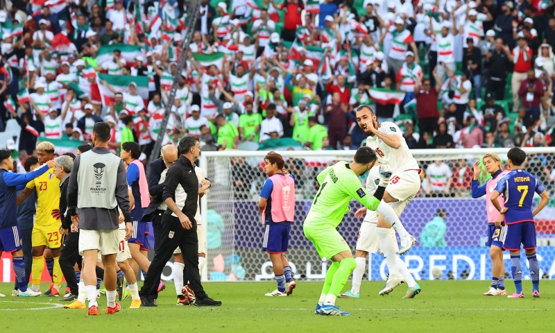 ناکامی یوزهای ایران در مصافی با حضور ابراهیموویچ و محمد صلاح آسیایی؛ رسانههای خارجی درمورد حذف «پسران قلعه نویی» چه گفتند؟ ناکامی یوزهای ایران در مصافی با حضور ابراهیموویچ و محمد صلاح آسیایی؛ رسانههای خارجی درمورد حذف «پسران قلعه نویی» چه گفتند؟